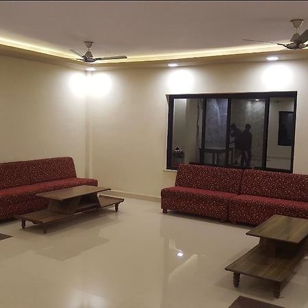 Hotel Shehnai Garden Khurai Bagian luar foto
