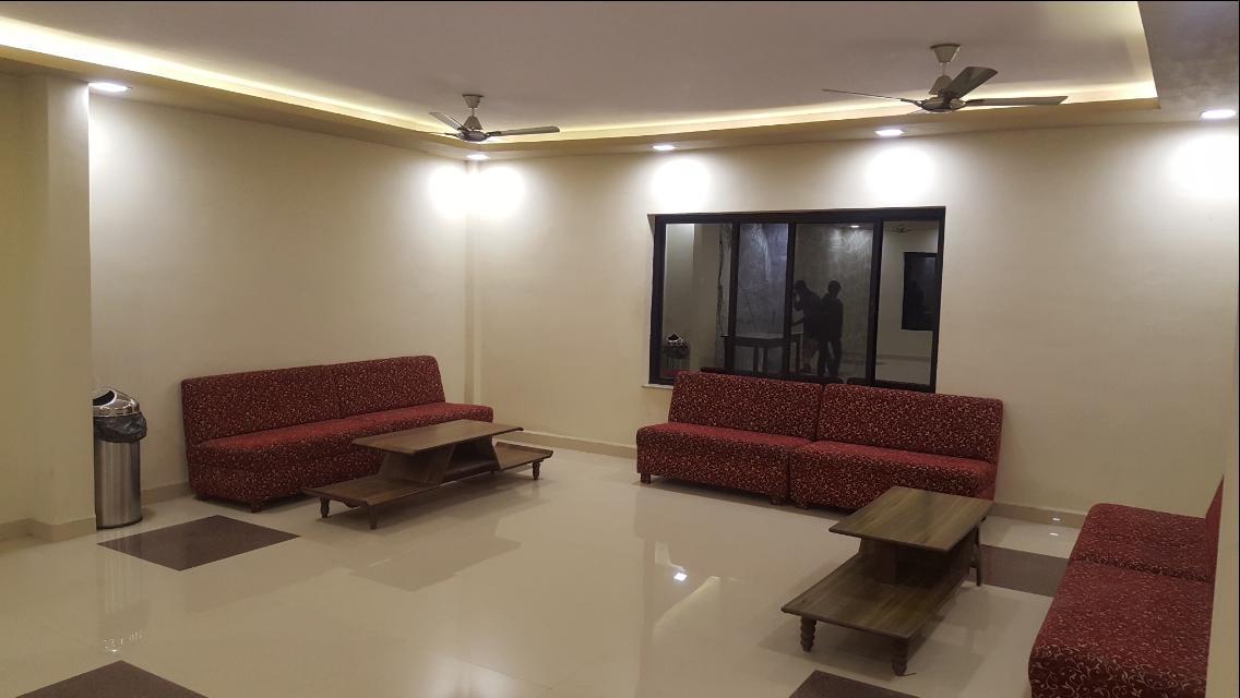 Hotel Shehnai Garden Khurai Bagian luar foto